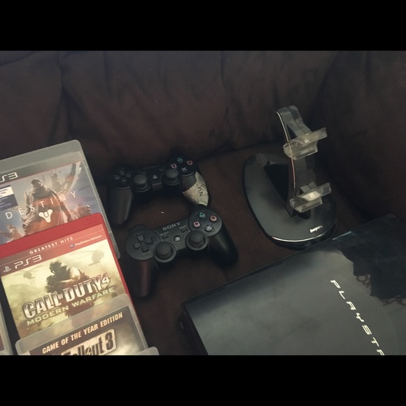 PS3 - Picture 3 of 4